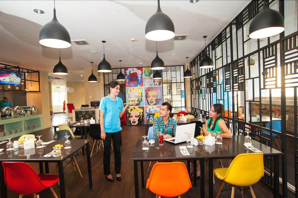 Idoop Hotel By Prasanthi Mataram Exterior photo